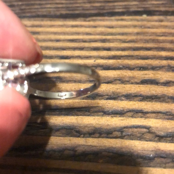 Large Oval White Sapphire Ring - Picture 5 of 6